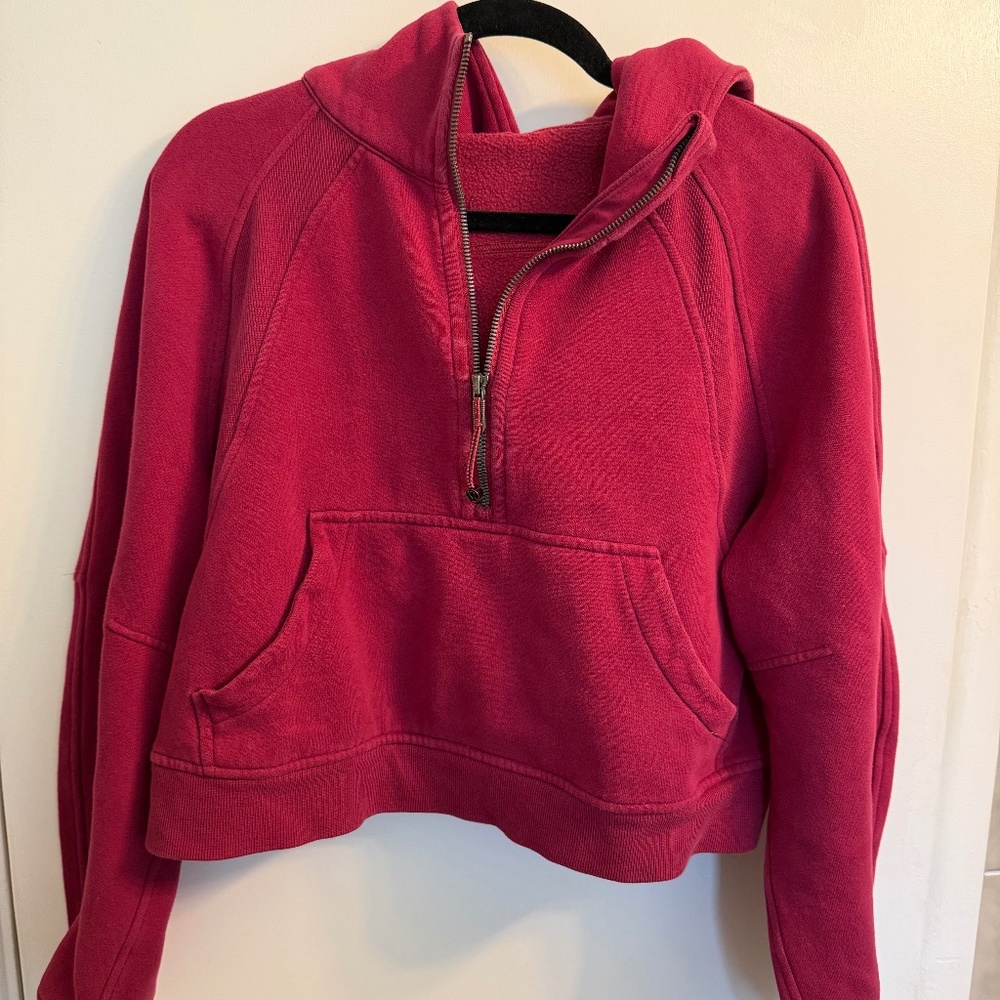Lululemon Cropped Half Zip Scuba Size M/L